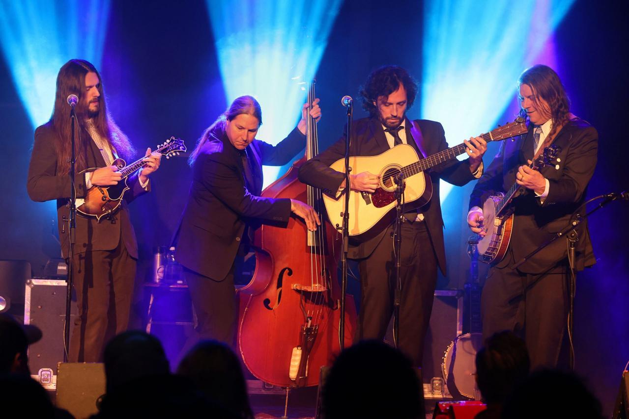 Henhouse Prowlers to Perform “Gospel in Review” - UUFVB Henhouse Prowlers to Perform “Gospel in Review” - UUFVB