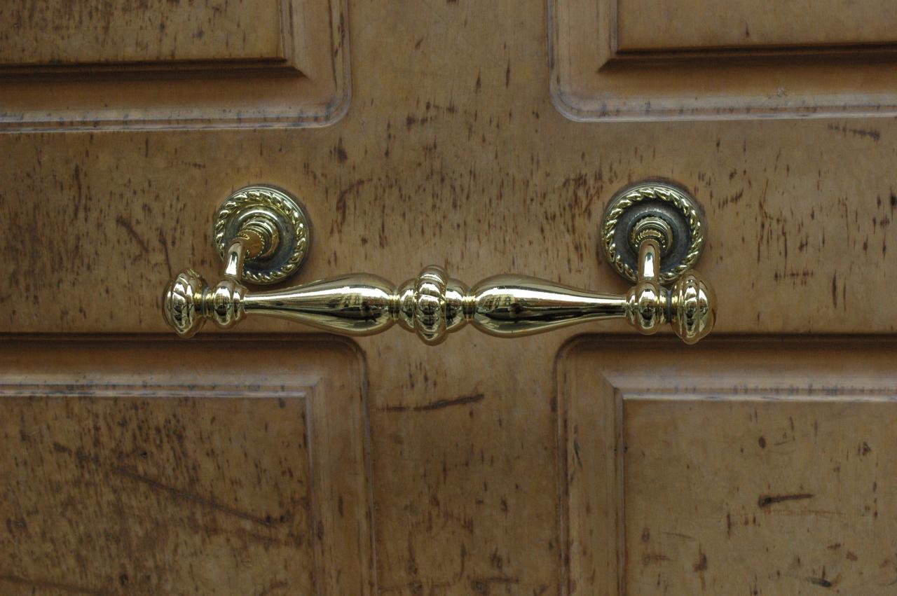 Free Images : wood, antique, building, metal, door, handle, gold, brass ... Free Images : wood, antique, building, metal, door, handle, gold, brass ...
